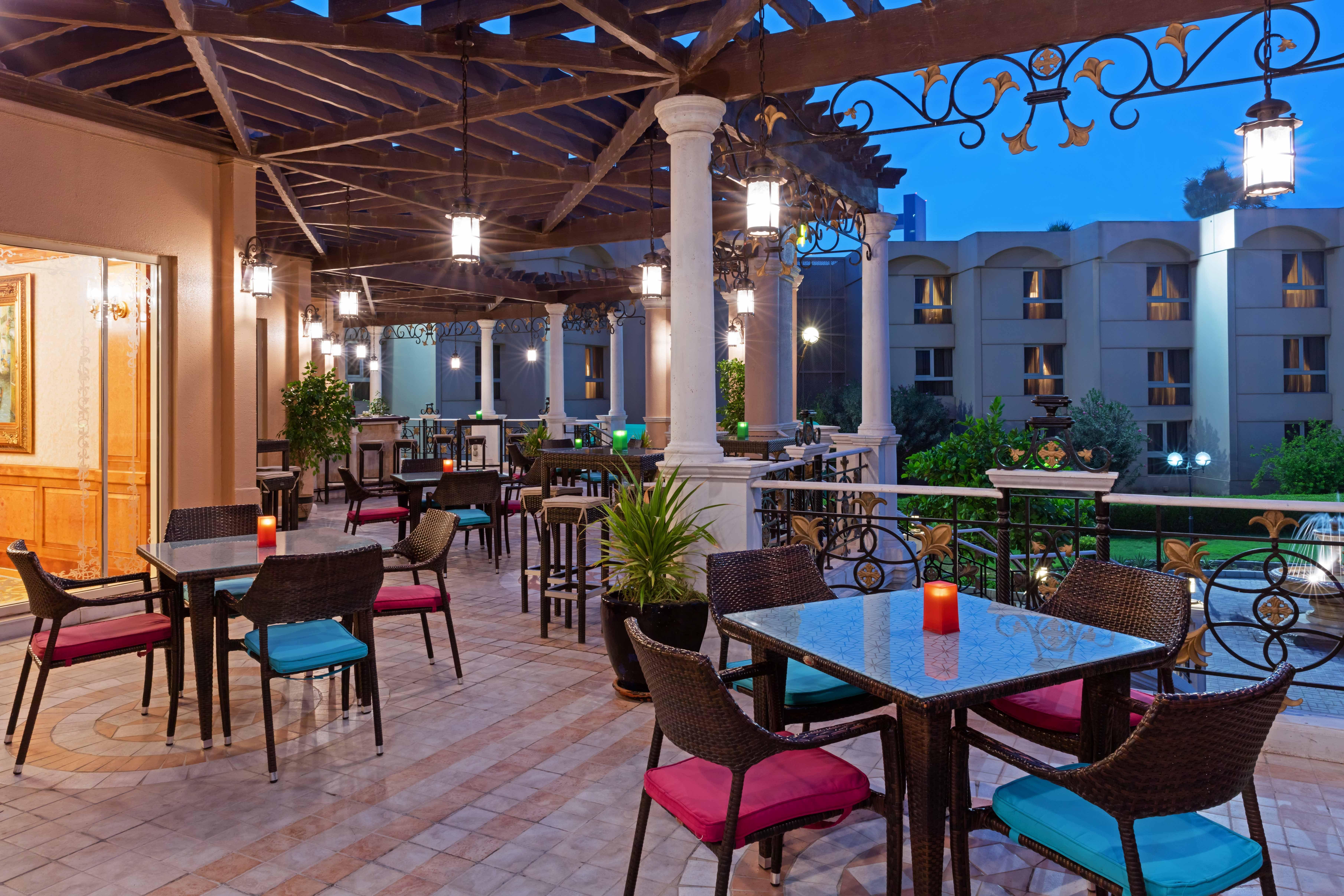 Crowne Plaza Bahrain By Ihg 5*