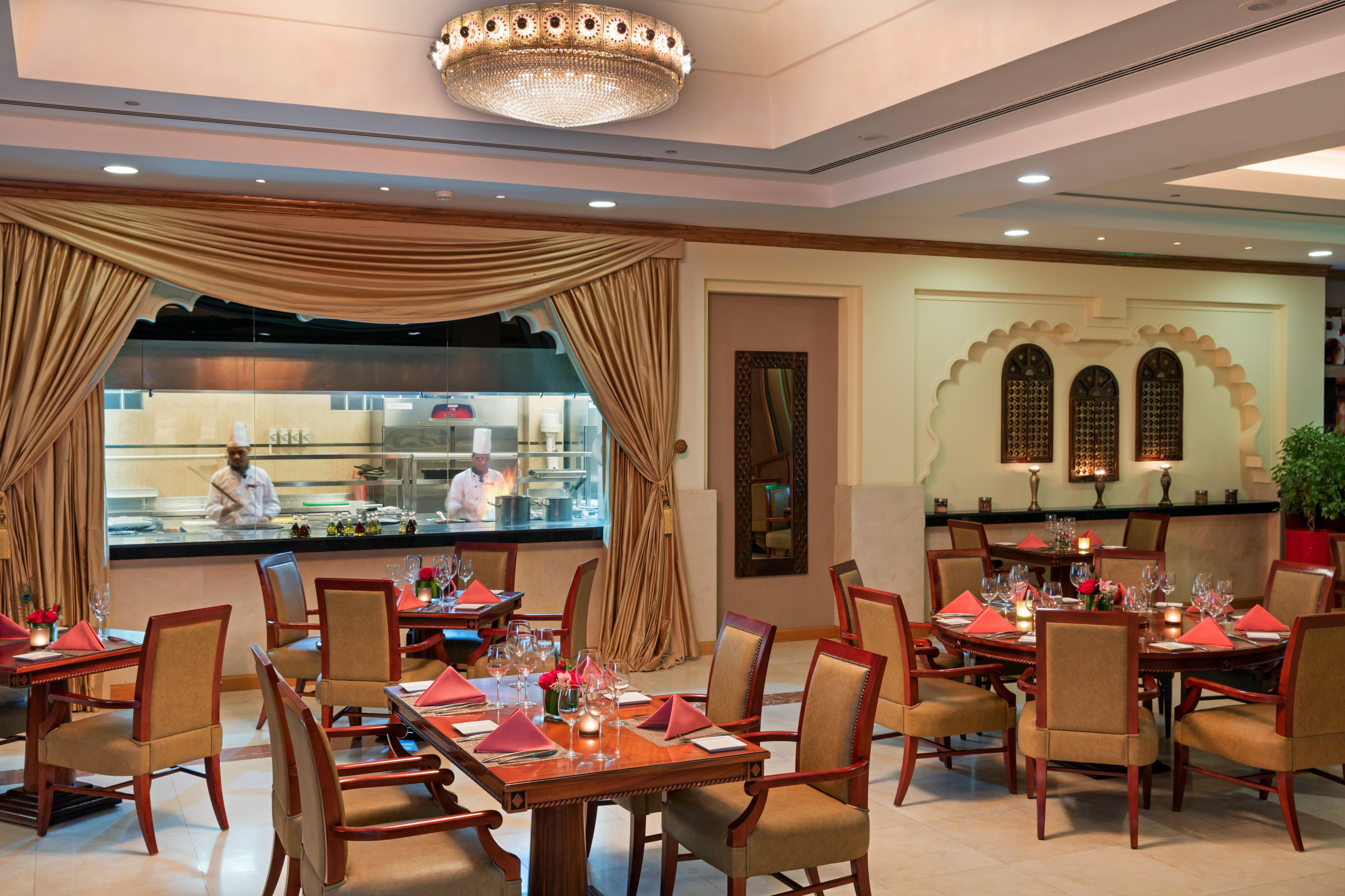 Crowne Plaza Bahrain By Ihg Hotel Manama