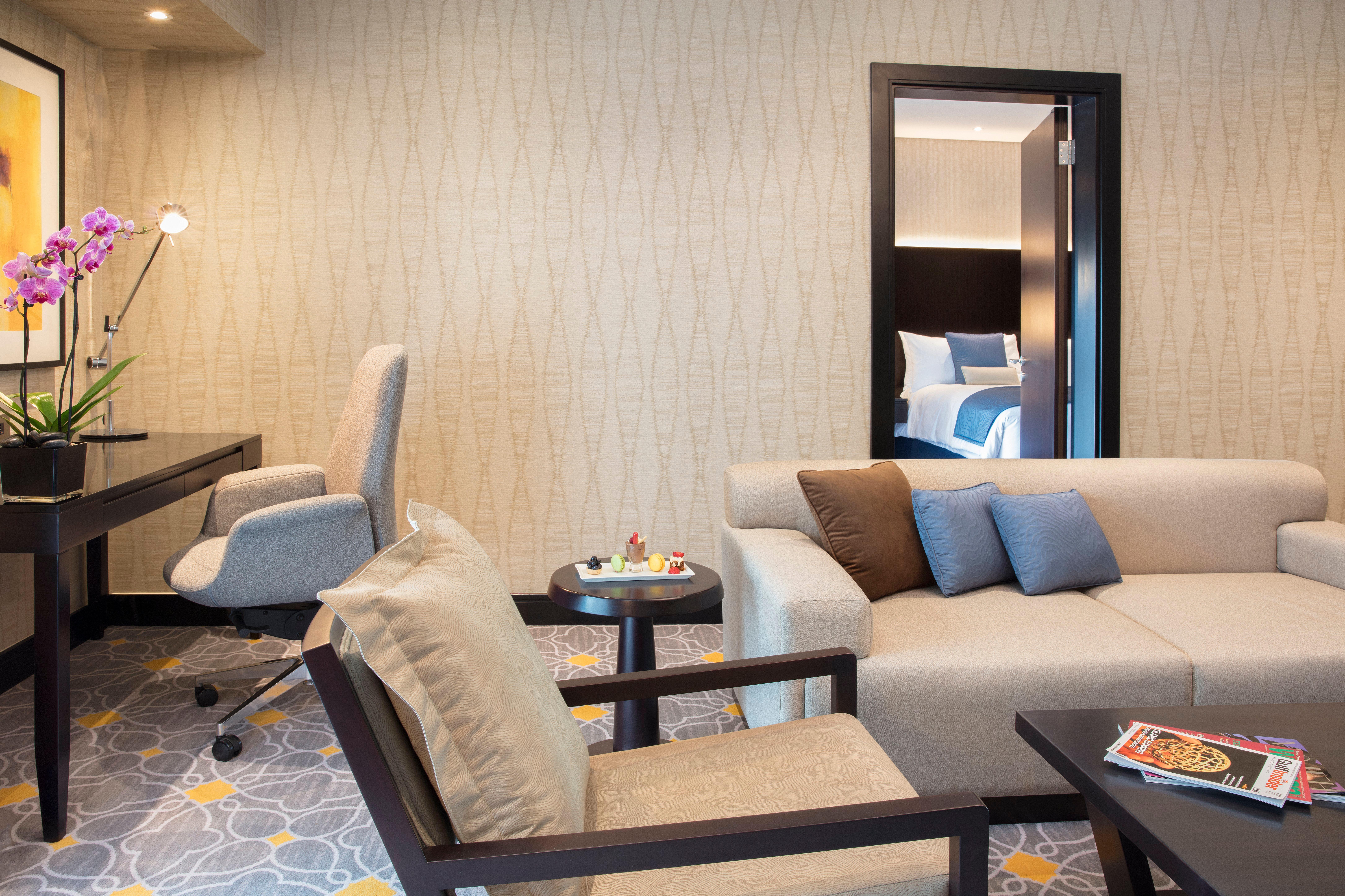 Crowne Plaza Bahrain By Ihg Hotel 5*