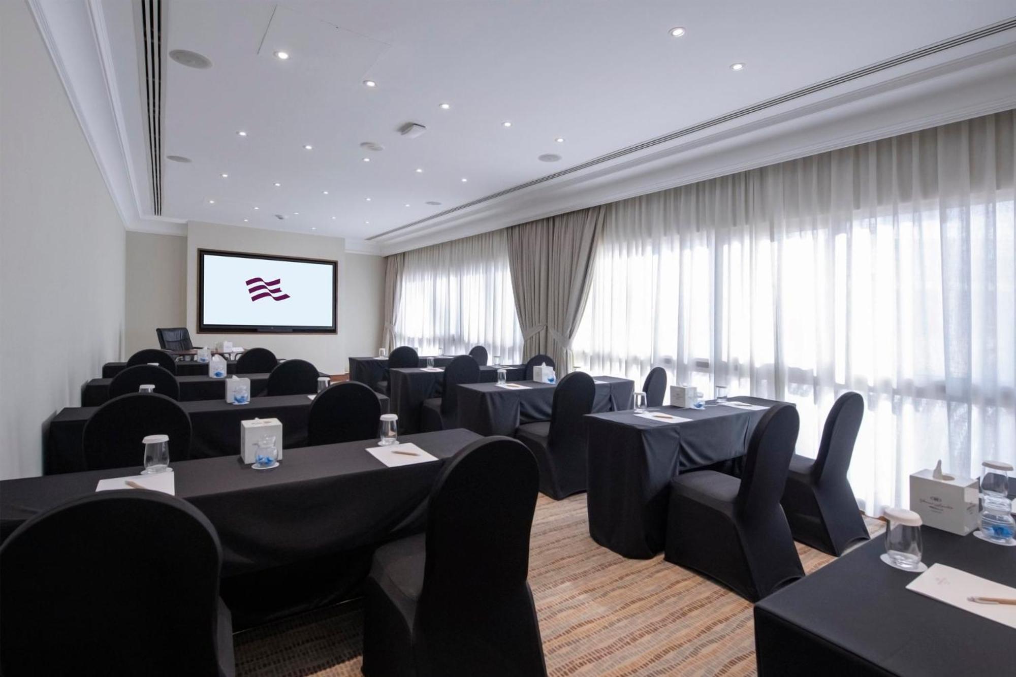 Hotel Crowne Plaza Bahrain By Ihg