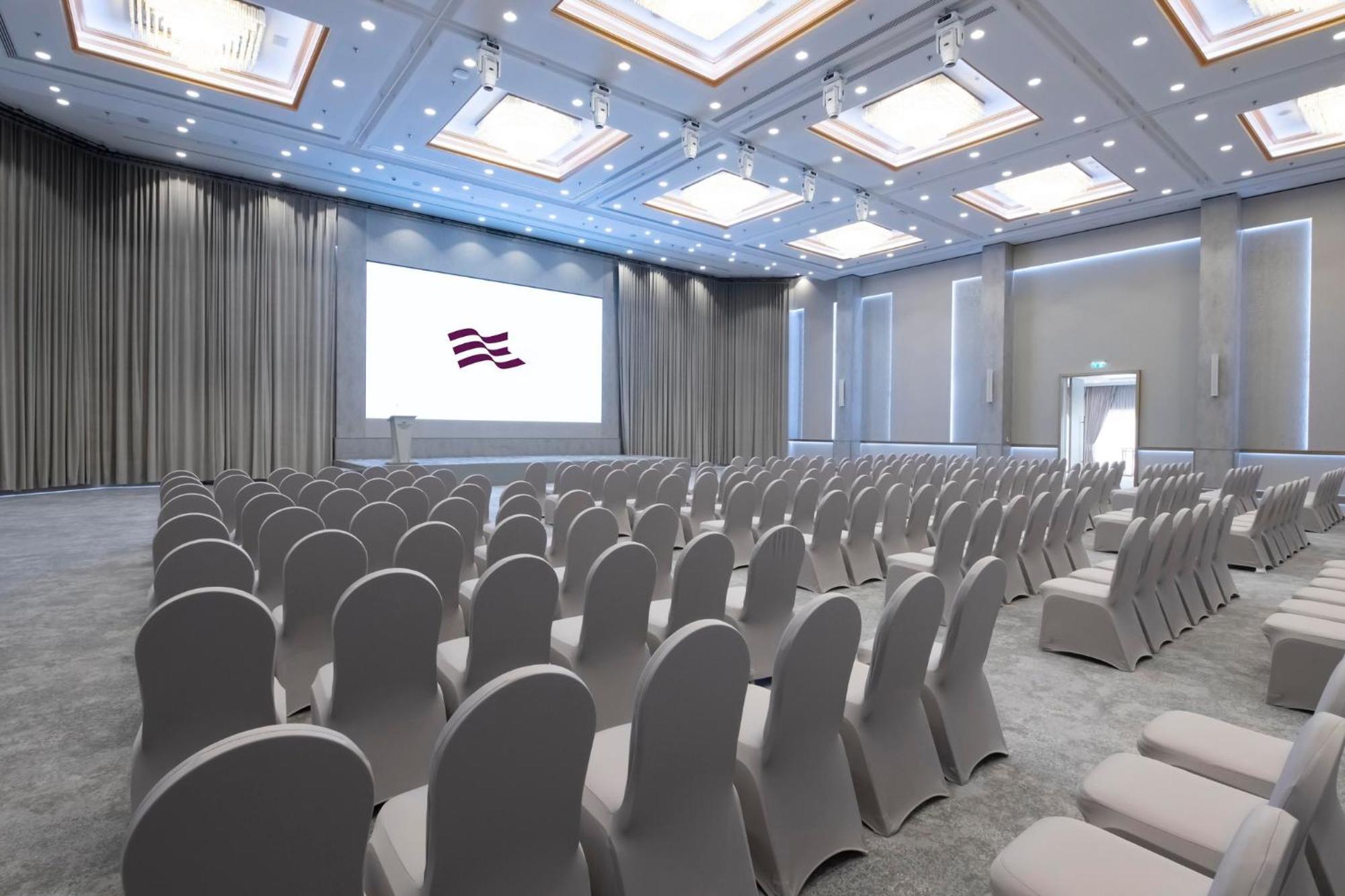 Crowne Plaza Bahrain By Ihg 5* Manama